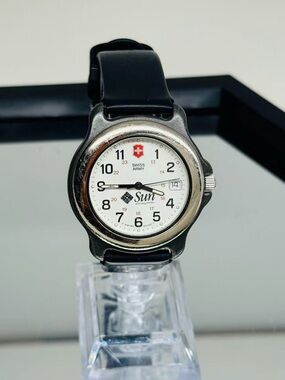 Vintage Swiss Army Men’s Quartz Watch Swiss Made Date 35mm New Battery Runs